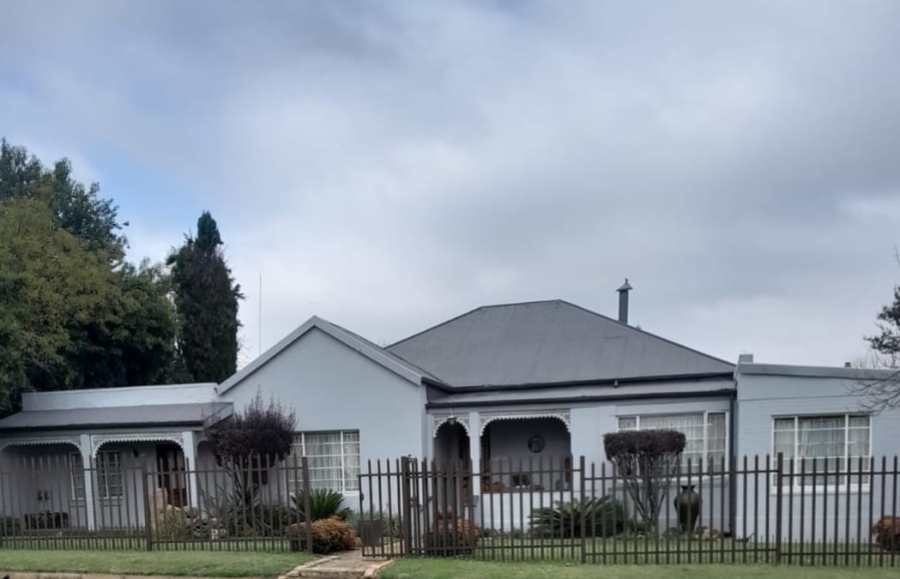 4 Bedroom Property for Sale in Frankfort Free State
